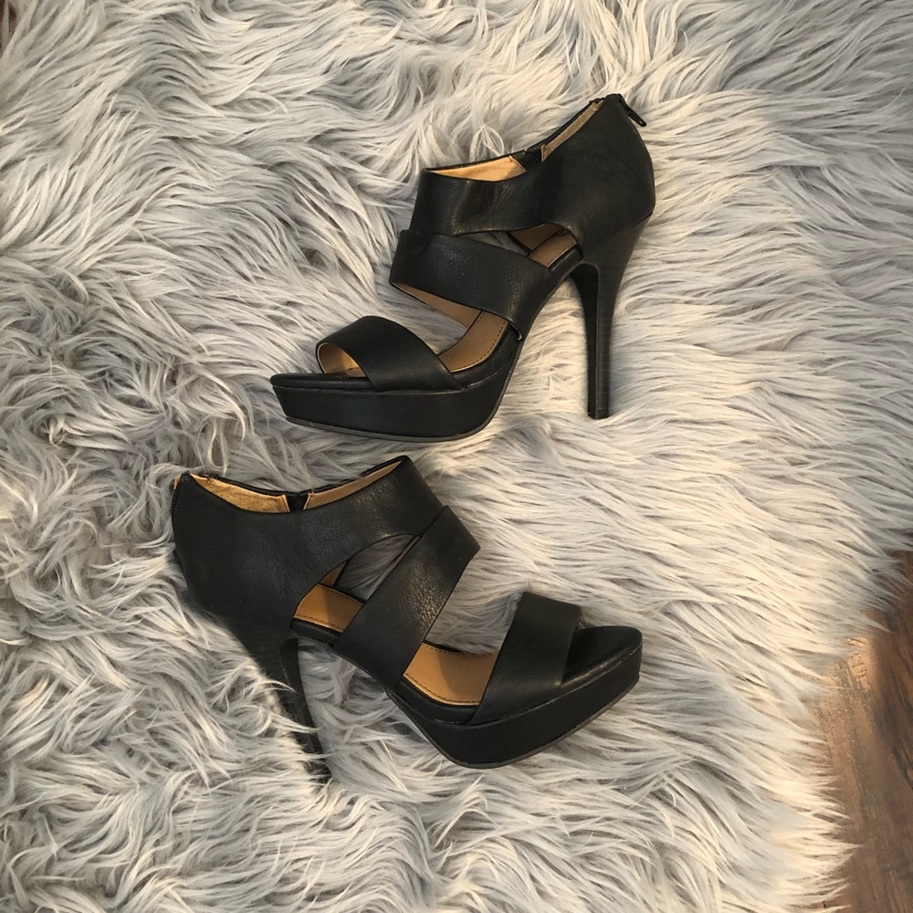 Fergalicious heels - size 7.5